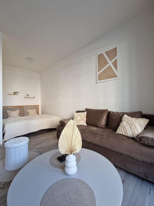 Apartman V Meste Bratislava Buitenkant foto